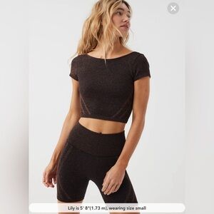 OFFLINE By Aerie Seamless Lurex T-Shirt/Biker Shorts Set Size Small NWT